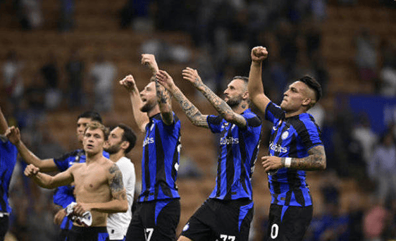 阵容的俱乐 阵容的俱乐