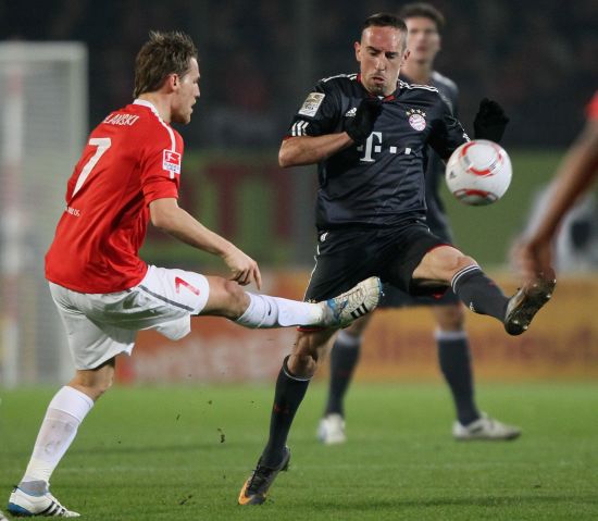 球赛事中 球赛事中