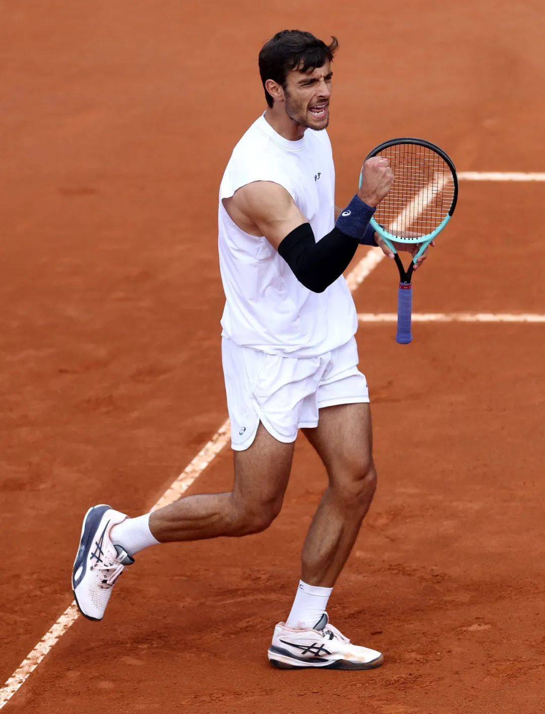 随之倾斜 随之倾斜