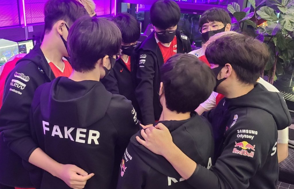 主队值得更 主队值得更