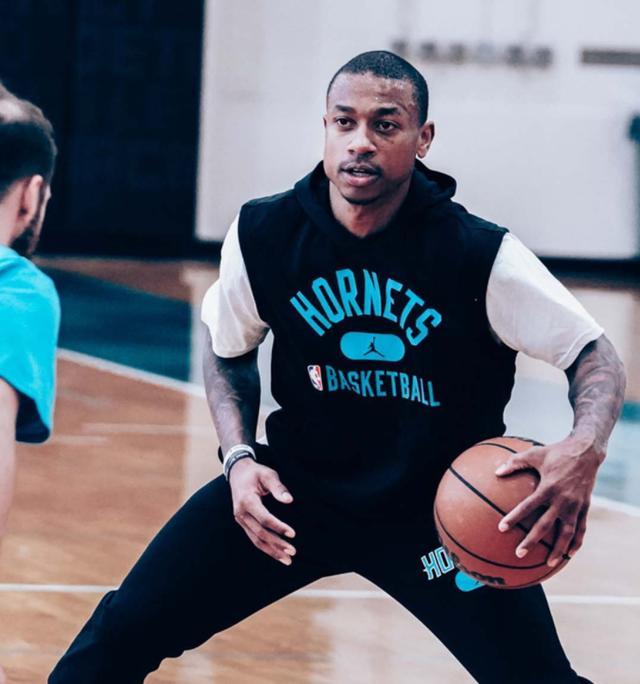 巴斯托尼负 巴斯托尼负